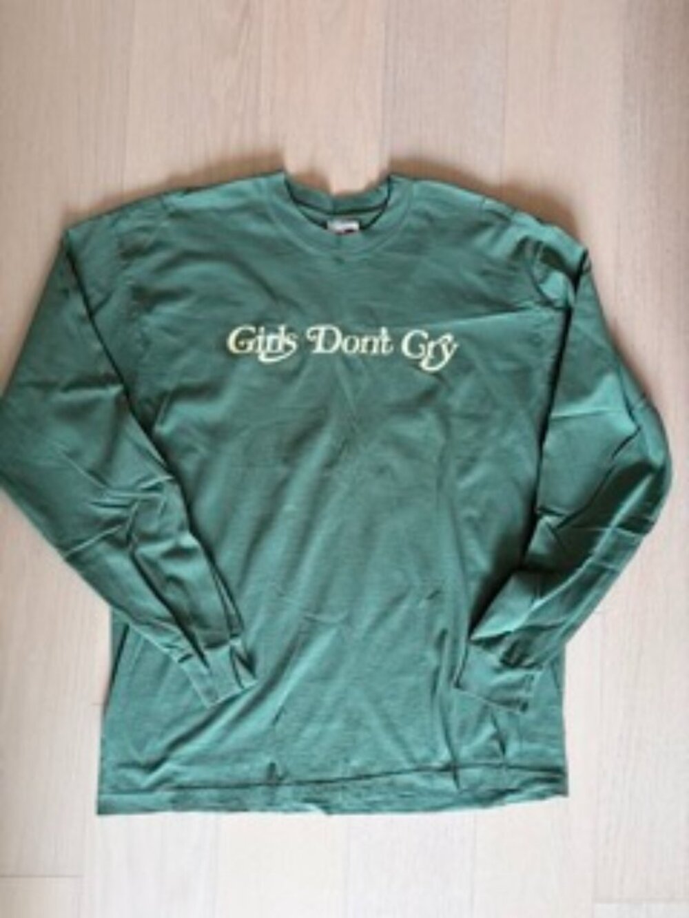 Girls Don't Cry Men's Long Sleeve Green With Butterfly Graphic